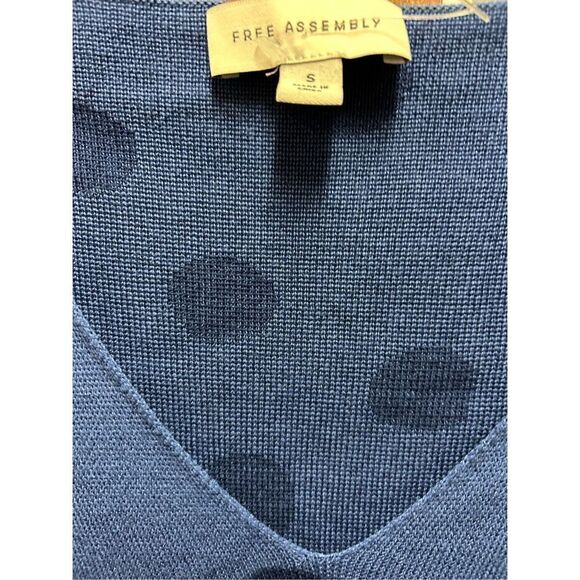 Women’s Free Assembly Ruffle Sleeve Mini Polka Dot Retro Vibes Roomy Sweater Dre - Picture 7 of 7